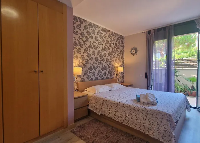 Bonito Go2lloret يوريت دي مار